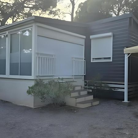 Domaine Du Pin De La Legue Villa Frejus Luaran gambar