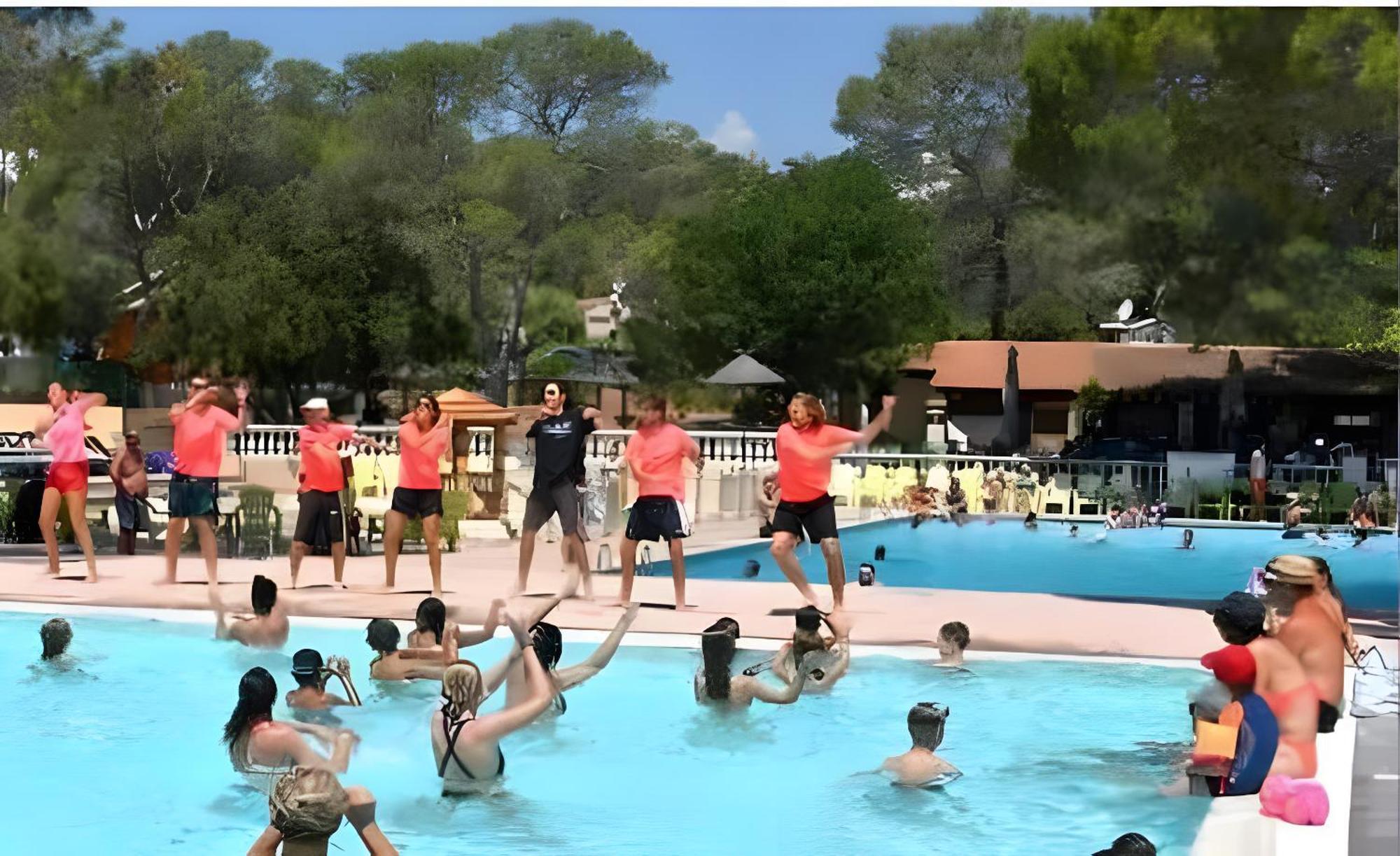 Domaine Du Pin De La Legue Villa Frejus Luaran gambar